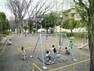 公園 初山公園まで約400m