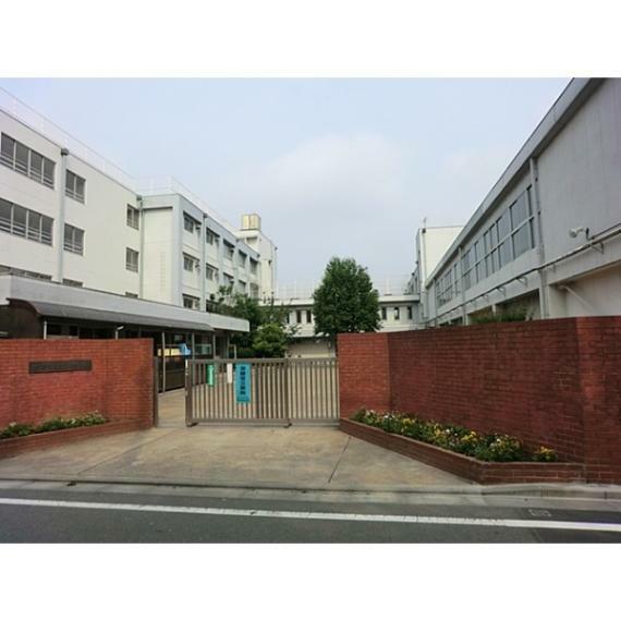 中学校 練馬区立三原台中学校