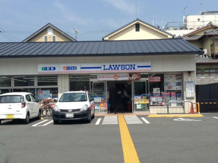 コンビニ ローソン京都平野神社前店