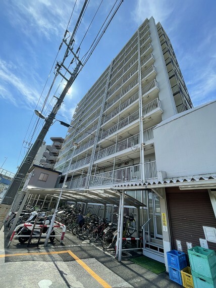 三田高島平第一コーポ 6階