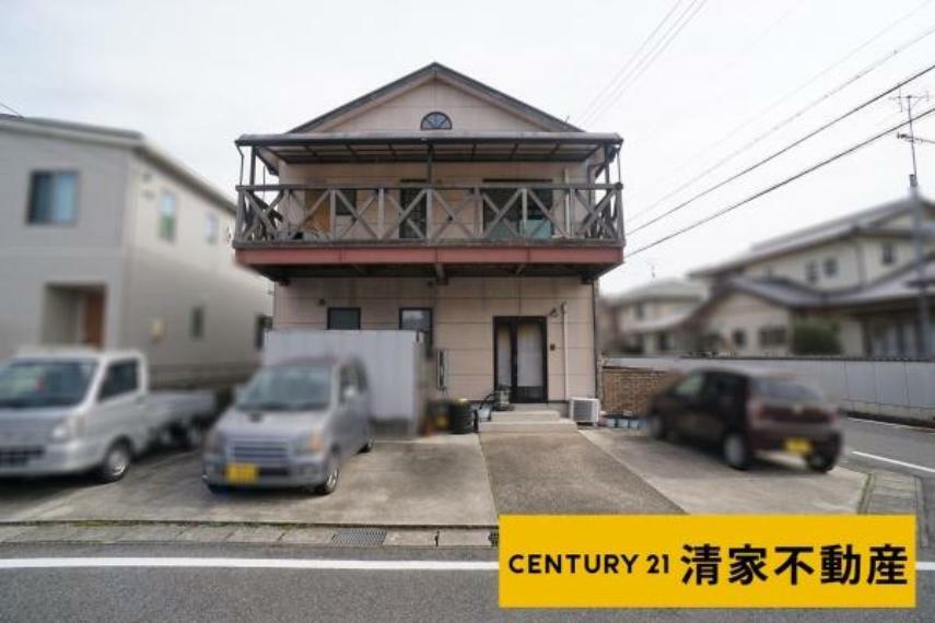 外観写真 建坪約43坪の鉄骨造！（2024年02月撮影）