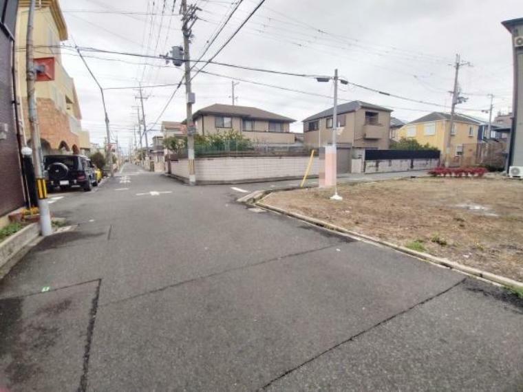 現況写真 前面道路です。