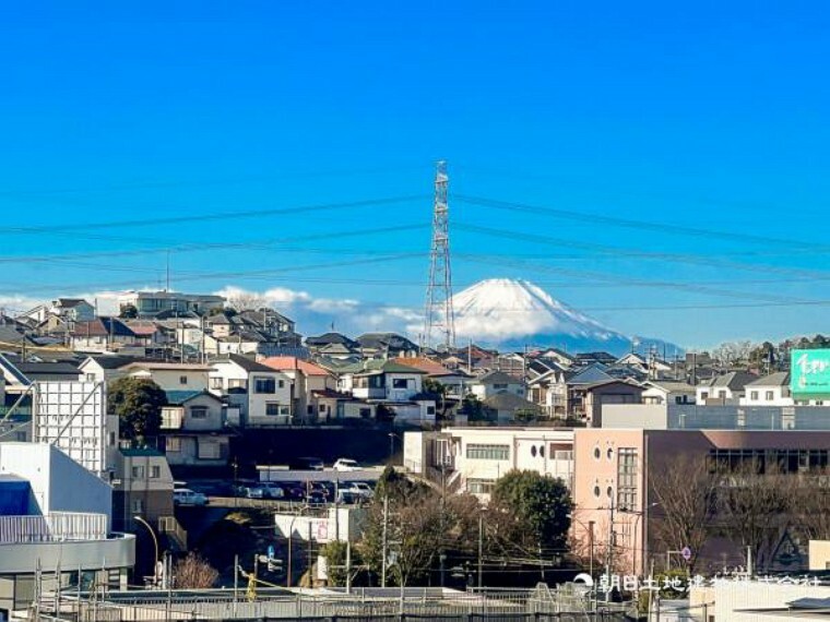 眺望 【住戸からの眺望】富士山も望める景色を現地より確認してみてください。