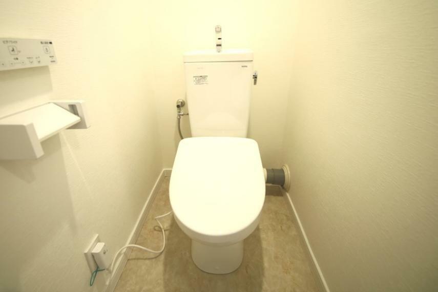 トイレ 温水洗浄機能付きトイレで、いつも快適に！