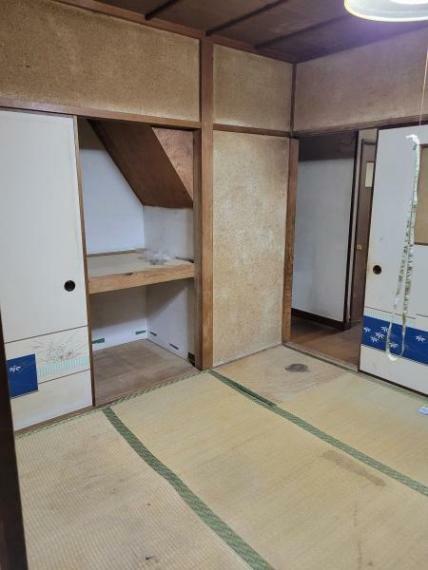 和室 約6帖の和室のお部屋です。