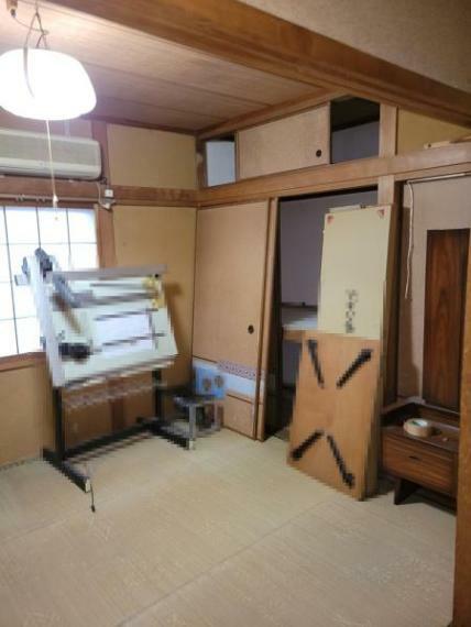 和室 約6帖の和室のお部屋です。