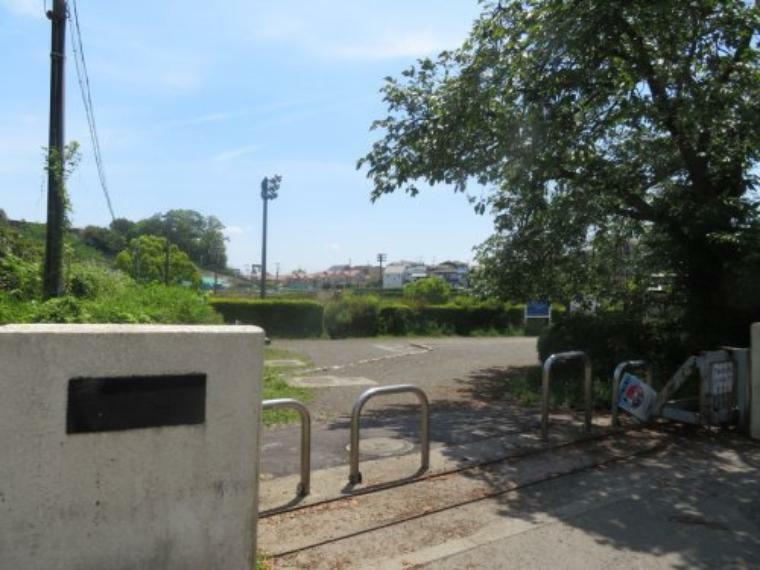 公園 【公園】深堀中央公園まで1153m