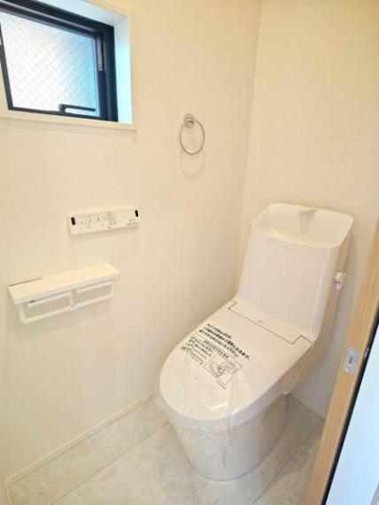 トイレ ■各室に備え付けの水洗式トイレ！