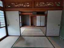【リフォーム中】】二間の和室を一つにして約19帖のLDKに変更します。天井壁はクロスを張り替え、床はフローリングになります。