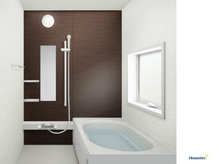 【同仕様写真】浴室は新品のユニットバスに交換します。浴槽には滑り止めの凹凸があり、床は濡れた状態でも滑りにくい加工がされている安心設計です。