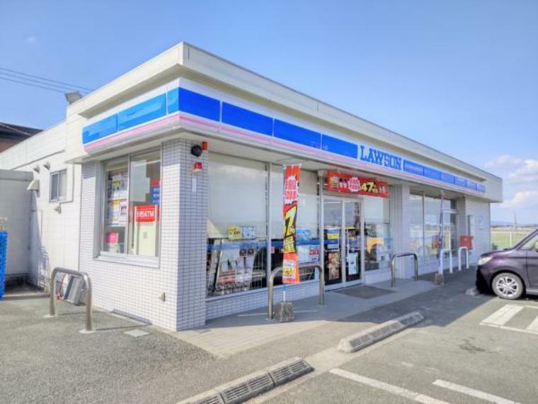 コンビニ ローソン熊本城南碇店まで約1800mです。