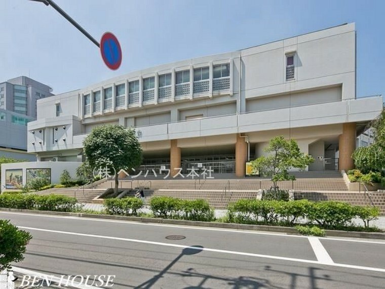 横浜市立保土ケ谷小学校 徒歩7分。教育施設が近くに整った、子育て世帯も安心の住環境です。（約500m）