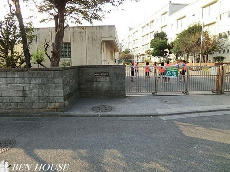 小学校 横浜市立永野小学校 徒歩7分。教育施設が近くに整った、子育て世帯も安心の住環境です。