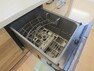 発電・温水設備 食器洗浄乾燥機　食器の後片付けに便利な食器洗浄乾燥機を標準装備。ビルトインタイプなので見た目もスッキリ、特に共働き世帯のご家族には必須品です。