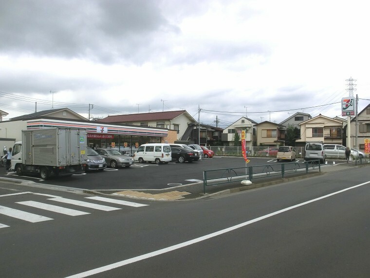 【コンビニエンスストア】セブンイレブン練馬西大泉6丁目店まで772m