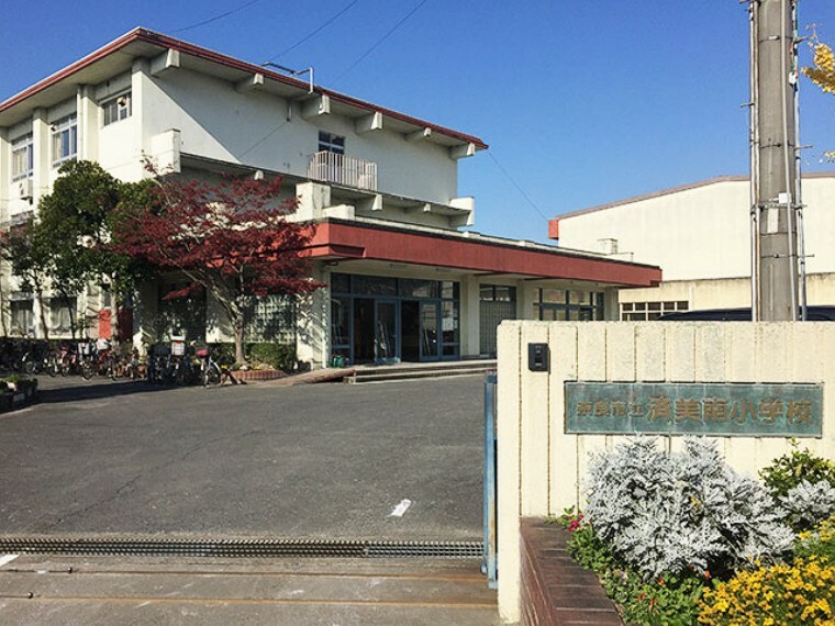 小学校 【小学校】奈良市立済美南小学校まで716m