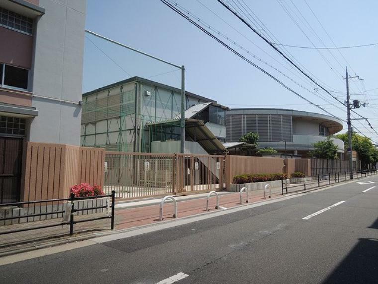 小学校 【小学校】東大阪市立成和小学校まで230m