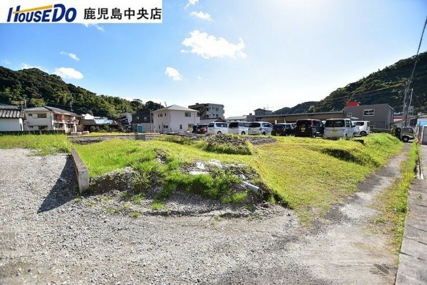 現況写真 西向き道路【敷地面積390m2（117.97坪）】建築条件なし！