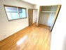 子供部屋 日中は陽の光で過ごせそうなお部屋です ゆったりと安らげるお部屋で、日常の疲れも癒せます