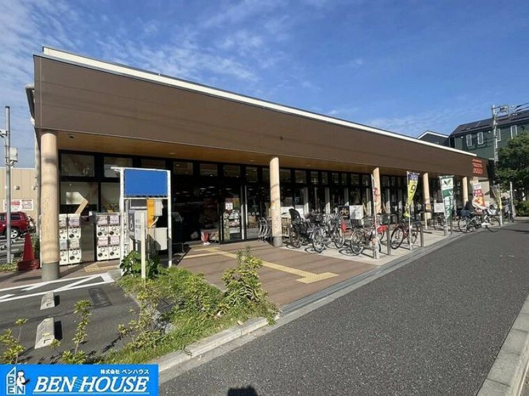 スーパー 相鉄ローゼン 塚越店 徒歩8分。塚越2丁目