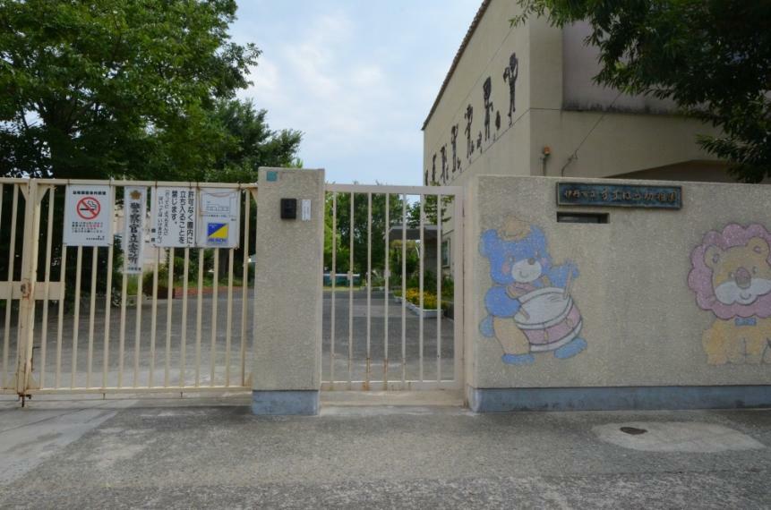 幼稚園・保育園 【幼稚園】伊丹市立すずはら幼稚園まで184m