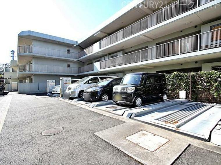 敷地内駐車場 駐車場（空き状況は担当者にご確認下さい）