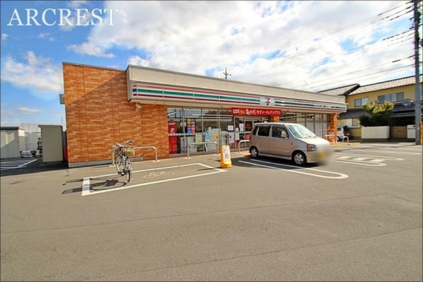 コンビニ セブンイレブン西東京南町3丁目店 24時間営業なので、急なお買い物にも便利です。 お弁当やホットスナック、カフェなどの飲み物も販売しています。 駐車場:あり