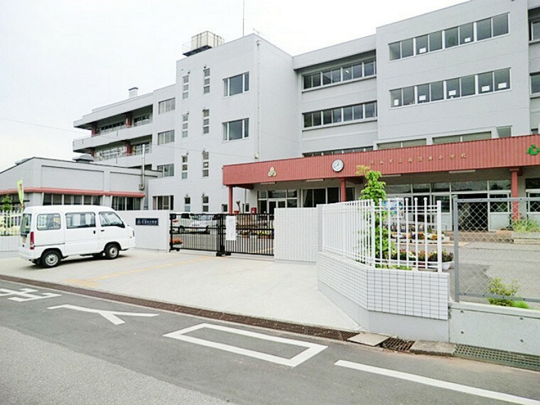 小学校 西深井小学校