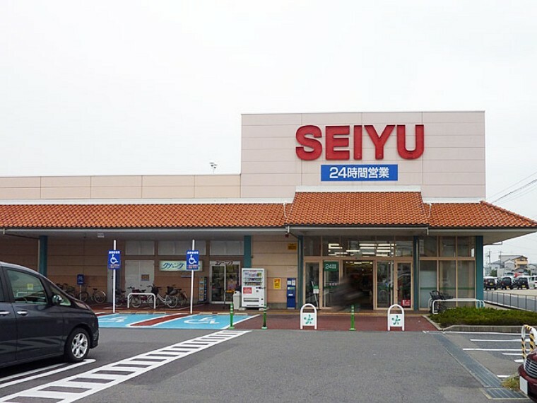 スーパー 西友豊山店