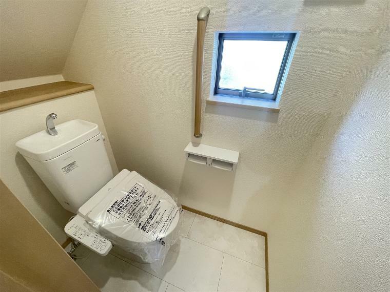 トイレ 温水洗浄付きのトイレでいつもの日常がより快適な日常に！