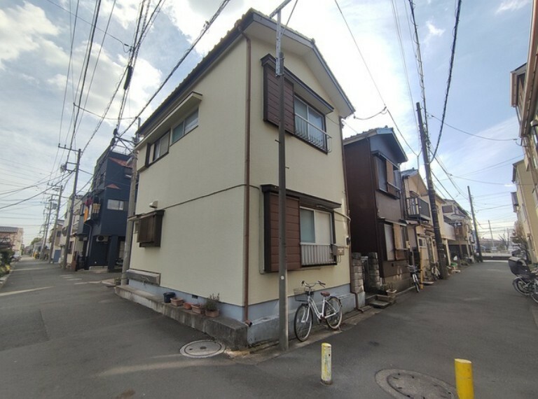 外観写真 都営新宿線「一之江」駅より徒歩9分の閑静な住宅地。開放感ある立地です。