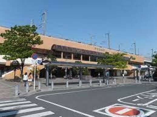 戸田公園駅（JR東日本 埼京線） 徒歩6分。