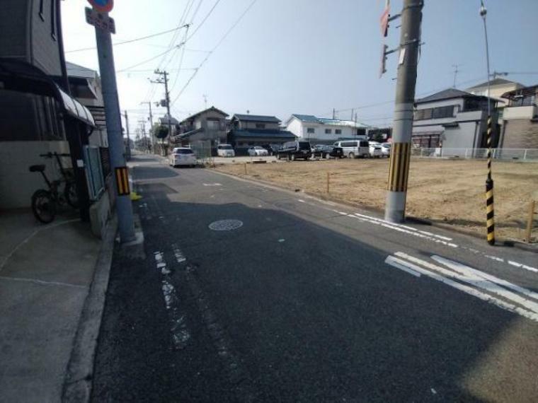 現況写真 前面道路です。