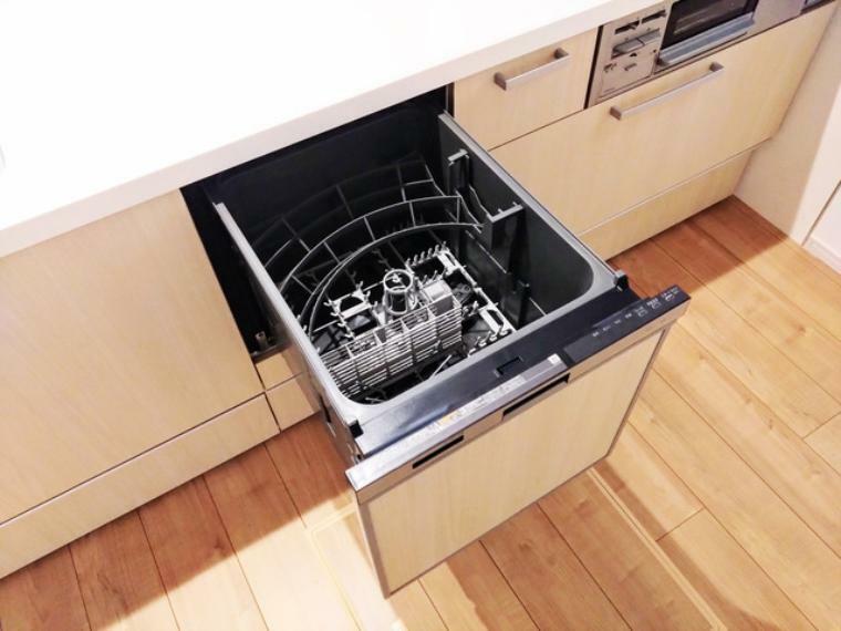 キッチン 【食器洗浄乾燥機】家事の時短に貢献！食器洗浄乾燥機完備！