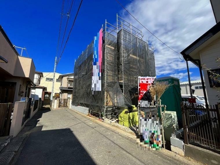 現況外観写真 車通りの少ない閑静な住宅地、のびのびした子育てに適します。