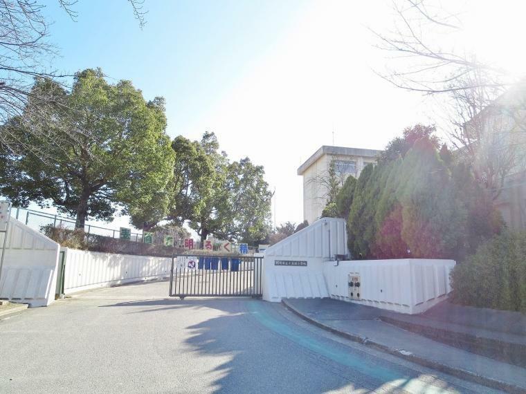 小学校 岡崎市立小豆坂小学校