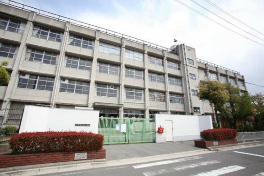 小学校 加納小学校