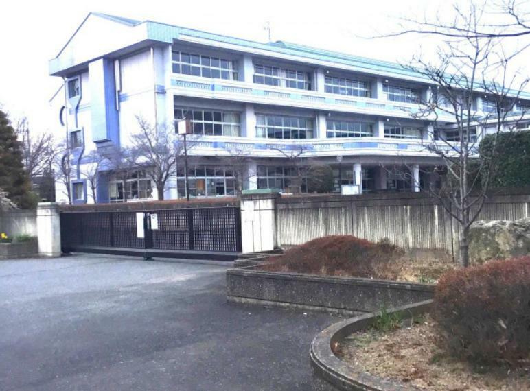 中学校 【中学校】羽生市立西中学校まで491m
