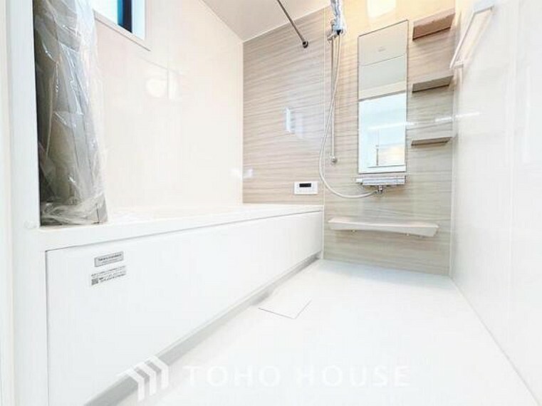 浴室 「癒し・快適バスルーム。」広さにゆとりあるバスルームは、天気に左右されずに洗濯物を乾かせる、浴室乾燥機・オートバス機能付きです。