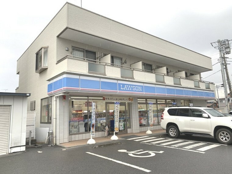 コンビニ 【コンビニエンスストア】ローソン 鴻巣吹上本町二丁目店まで680m