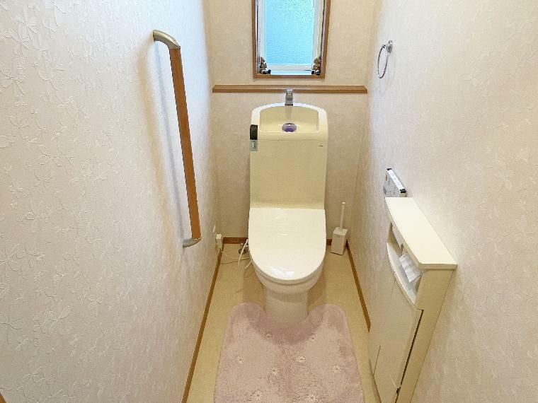 トイレ トイレ（2F）