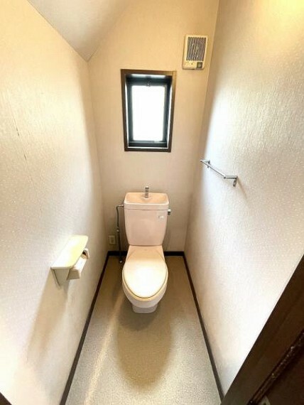 トイレ 窓のあるトイレ
