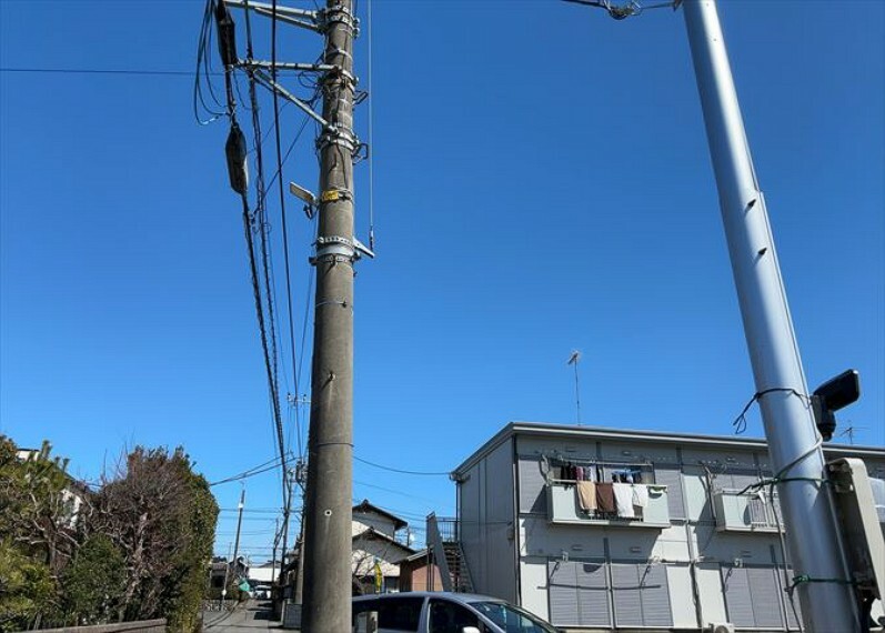 眺望 土地の地勢が高台の場合、景色を綺麗にみることができ、景色にこだわってお家探ししている方におすすめです！また平坦地よりも風通しがいいというメリットがあります。デメリットもあるので是非現地でご確認下さい。