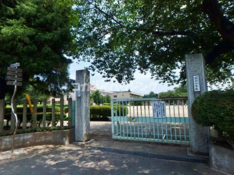 小学校 【小学校】石戸小学校まで1825m