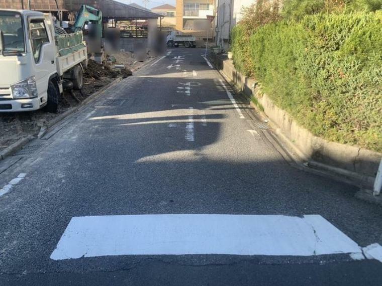 現況写真 東側前面道路