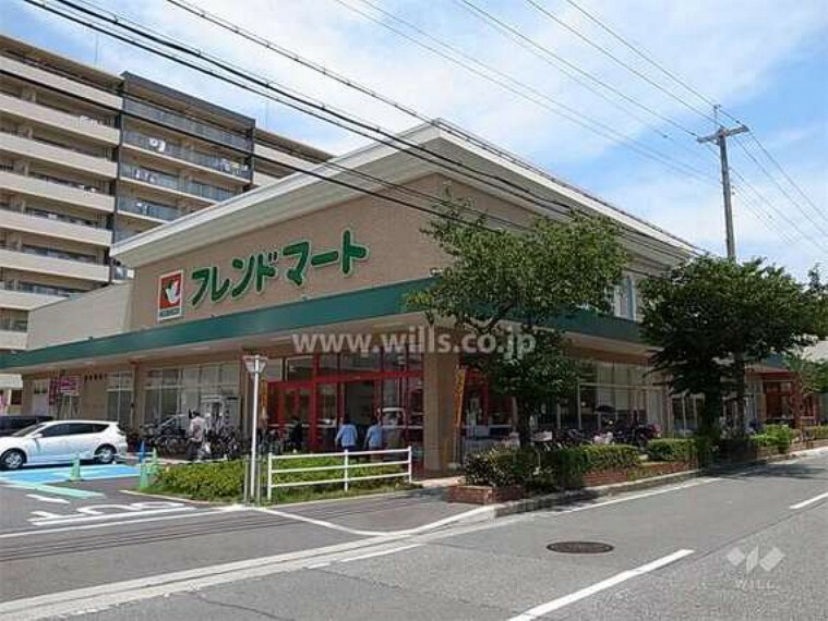 スーパー フレンドマート（尼崎水堂店）の外観