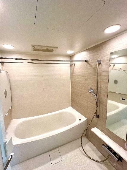 浴室暖房乾燥機付のフルオートバス（1620サイズ）