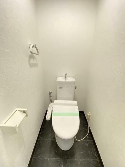 トイレ バストイレ別なのでプライバシーも安心ですね。