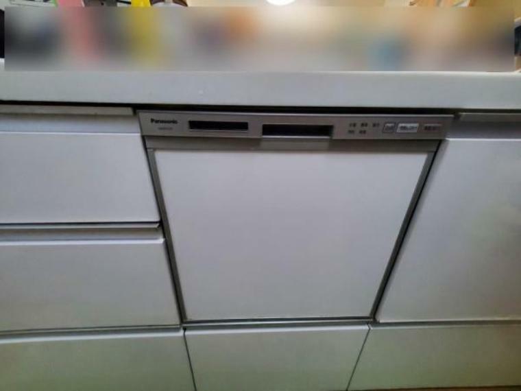 キッチン 食洗器付きのシステムキッチン