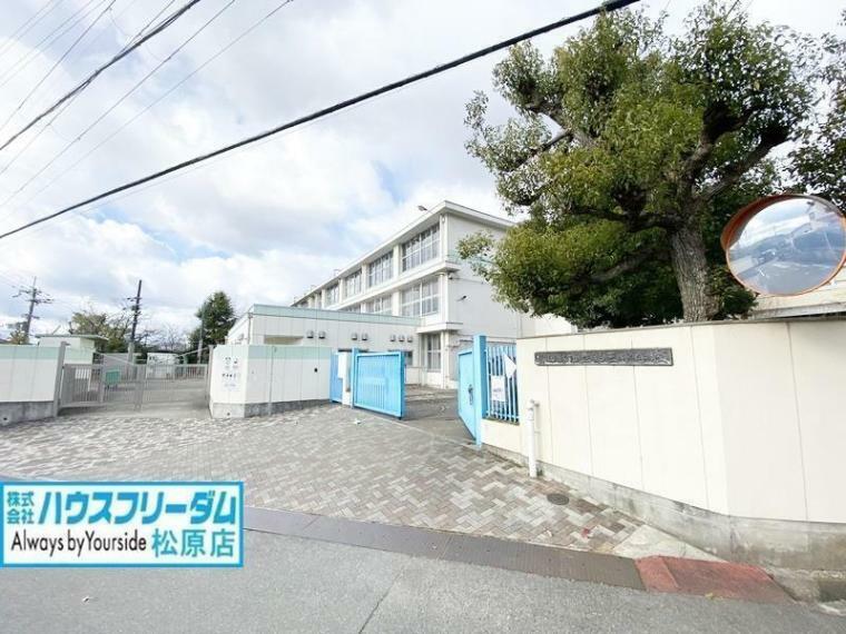 中学校 周辺 富田林市立第三中学校